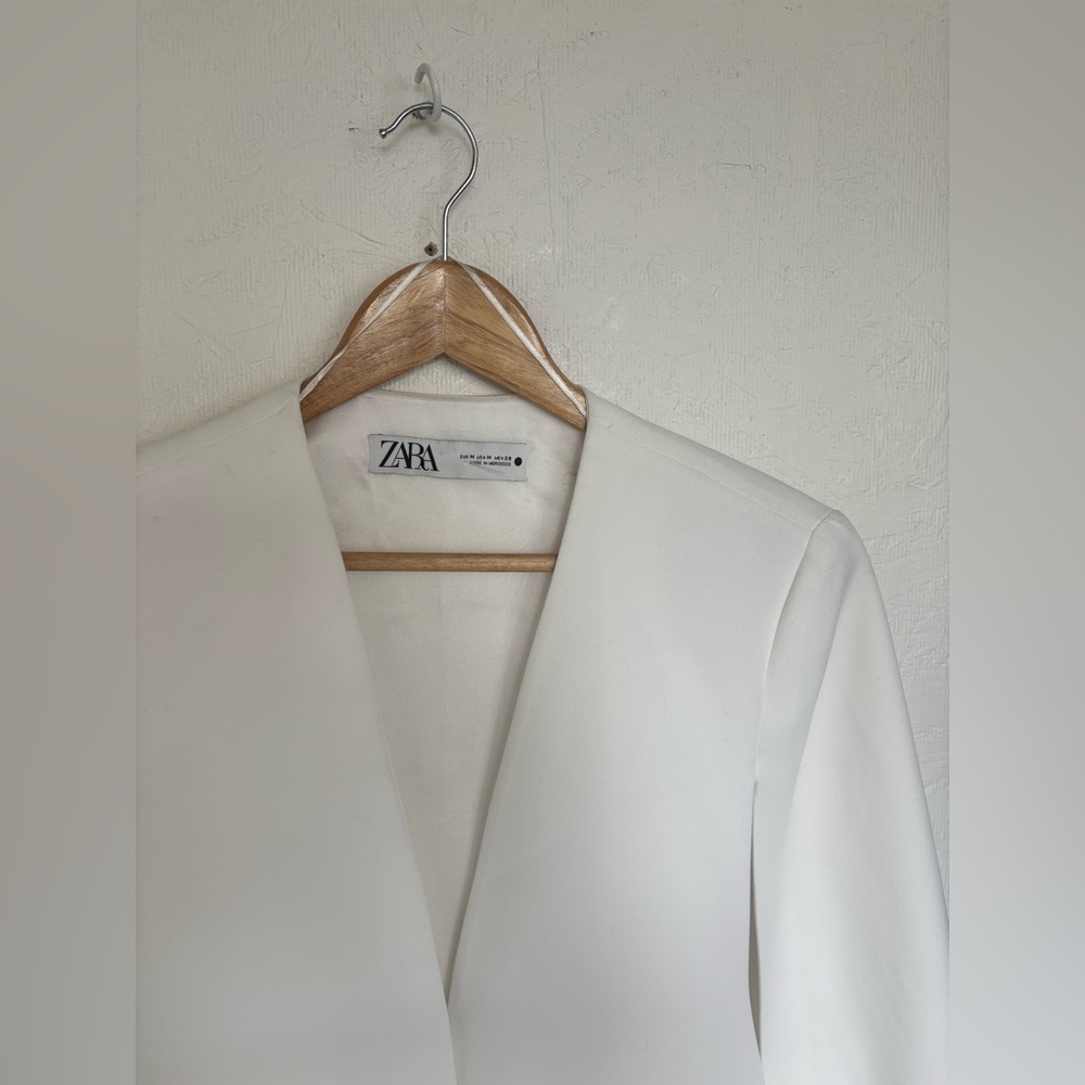 Zara ZW Collection White Cape Blazer Sleeveless Vest Bridal Minimalist - Picture 4 of 15